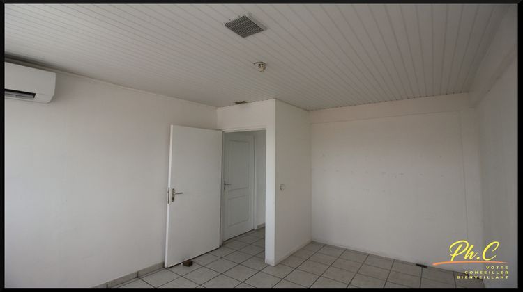 Ma-Cabane - Location Divers RIVIERE SALEE, 73 m²