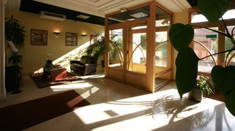 Ma-Cabane - Location Divers Rueil-Malmaison, 18 m²