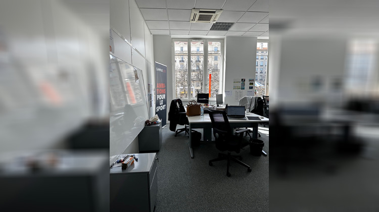 Ma-Cabane - Location Divers Saint-Étienne, 135 m²