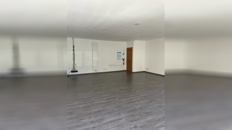 Ma-Cabane - Location Divers Saint-Amand-les-Eaux, 70 m²