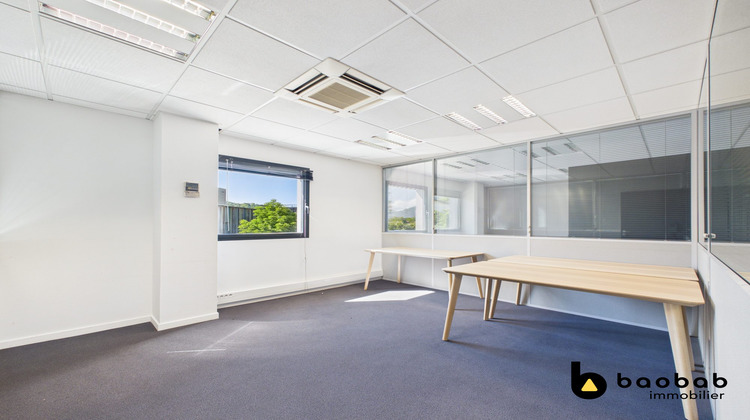 Ma-Cabane - Location Divers Saint-Baldoph, 194 m²