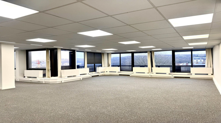 Ma-Cabane - Location Divers Saint-Cloud, 168 m²