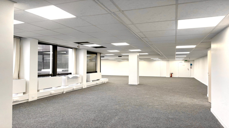 Ma-Cabane - Location Divers Saint-Cloud, 168 m²