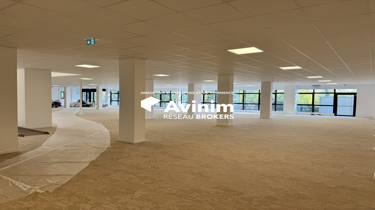 Ma-Cabane - Location Divers Saint-Denis, 700 m²