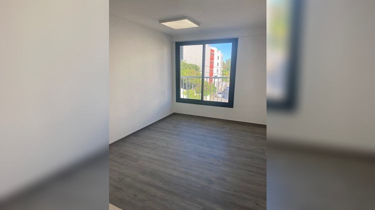 Ma-Cabane - Location Divers Saint-Denis, 95 m²