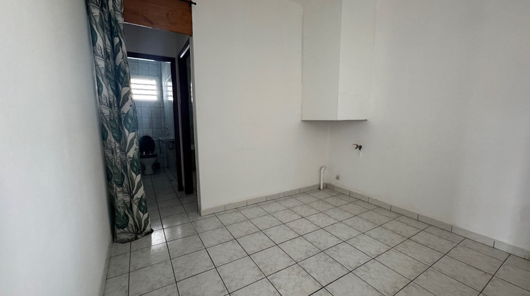 Ma-Cabane - Location Divers Saint-Denis, 208 m²