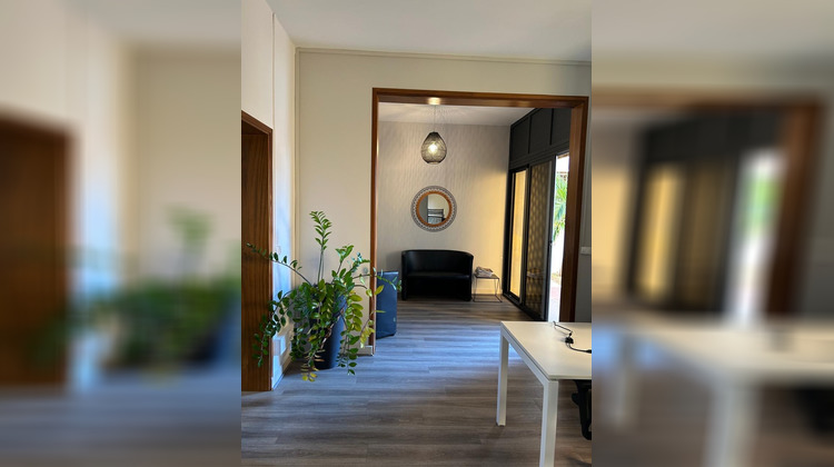 Ma-Cabane - Location Divers Saint-Denis, 100 m²