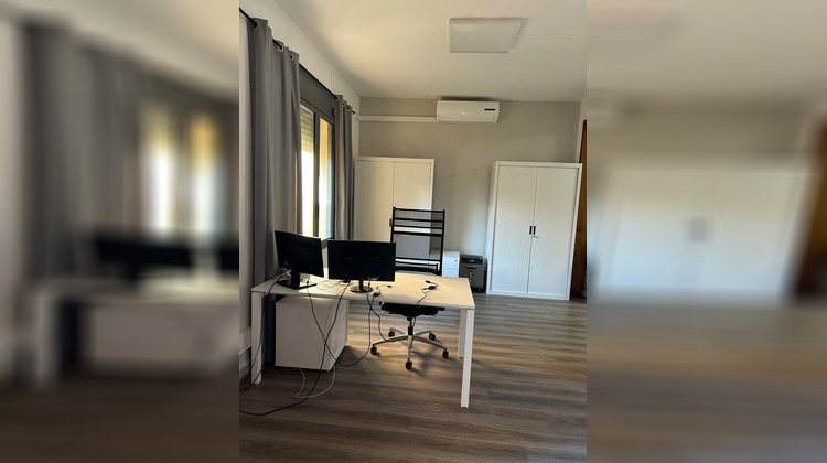 Ma-Cabane - Location Divers Saint-Denis, 100 m²