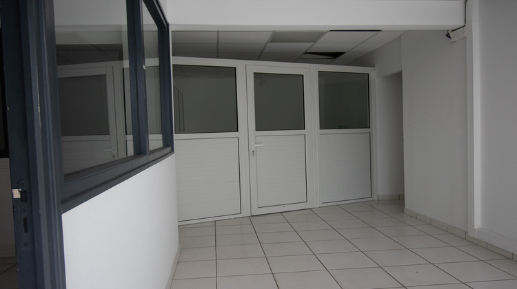 Ma-Cabane - Location Divers Saint-Denis, 130 m²