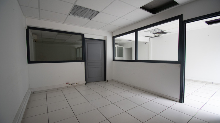 Ma-Cabane - Location Divers Saint-Denis, 130 m²