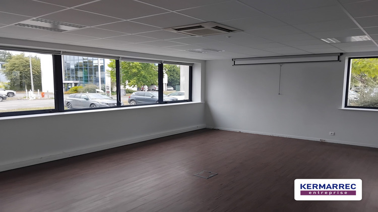 Ma-Cabane - Location Divers Saint-Grégoire, 320 m²