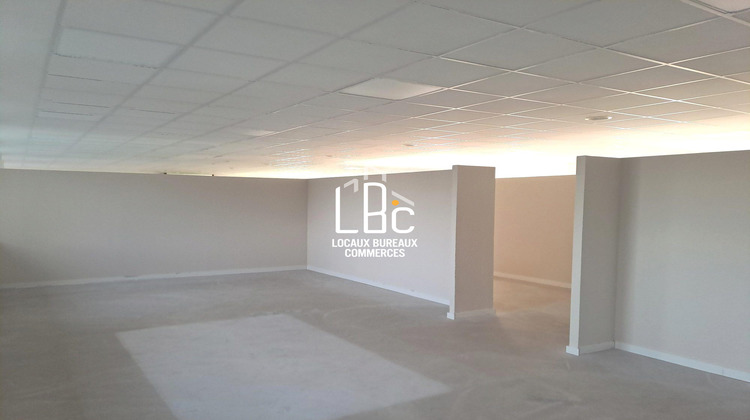 Ma-Cabane - Location Divers Saint-Herblain, 299 m²