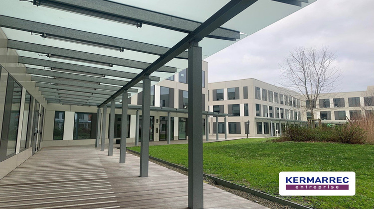 Ma-Cabane - Location Divers Saint-Jacques-de-la-Lande, 715 m²