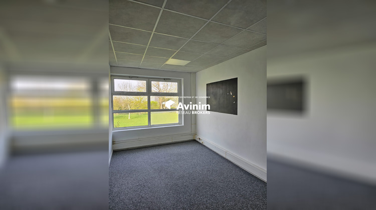 Ma-Cabane - Location Divers Saint-Jacques-de-la-Lande, 231 m²