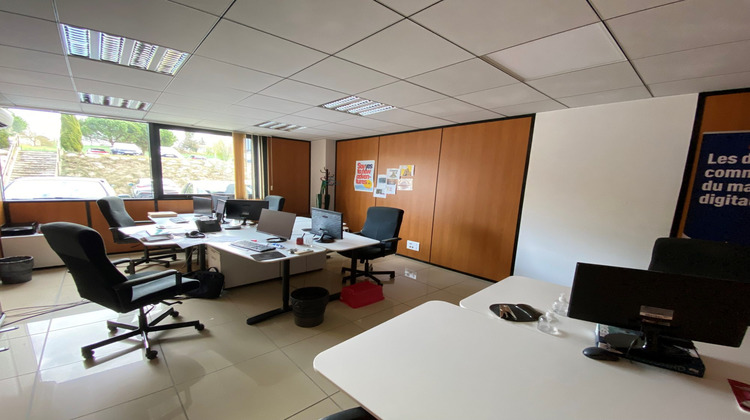 Ma-Cabane - Location Divers Saint-Jean, 211 m²