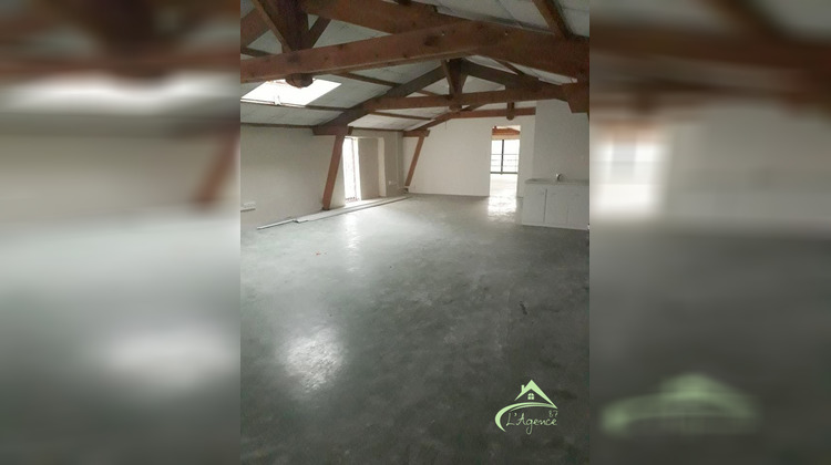 Ma-Cabane - Location Divers Saint-Junien, 141 m²