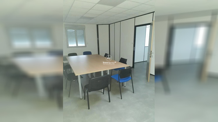 Ma-Cabane - Location Divers Saint-Junien, 151 m²