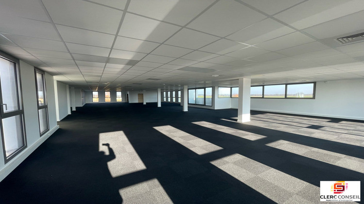 Ma-Cabane - Location Divers Saint-Martin-du-Vivier, 270 m²