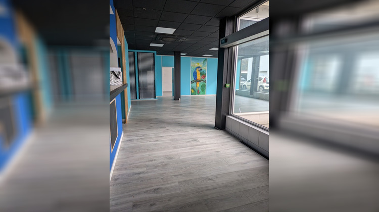 Ma-Cabane - Location Divers SAINT MARTIN LE VINOUX, 192 m²