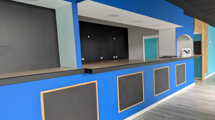 Ma-Cabane - Location Divers SAINT MARTIN LE VINOUX, 192 m²