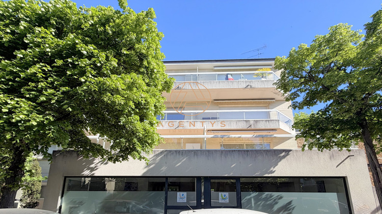Ma-Cabane - Location Divers Saint-Maur-des-Fossés, 119 m²