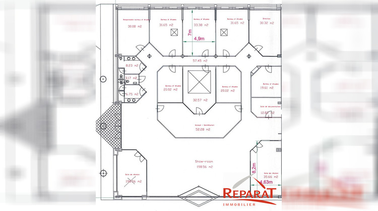 Ma-Cabane - Location Divers Saint-Pantaléon-de-Larche, 700 m²