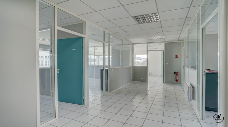 Ma-Cabane - Location Divers Saint-Priest-en-Jarez, 150 m²