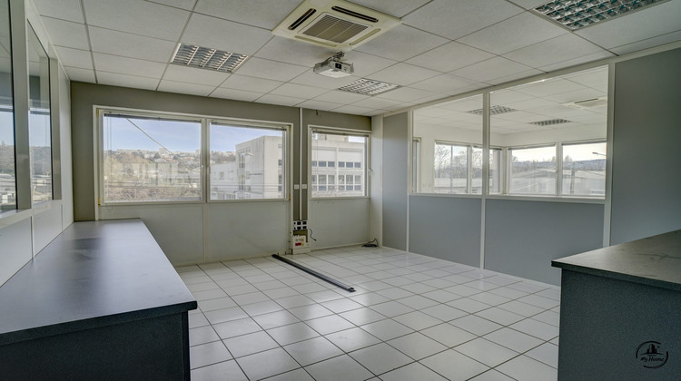 Ma-Cabane - Location Divers Saint-Priest-en-Jarez, 150 m²