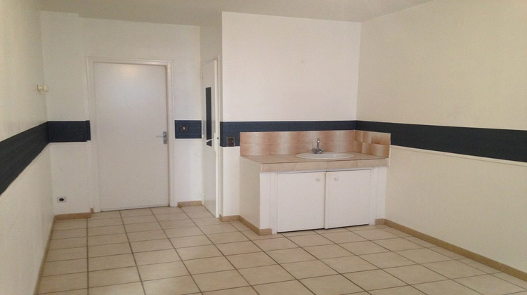 Ma-Cabane - Location Divers Salon-de-Provence, 13 m²