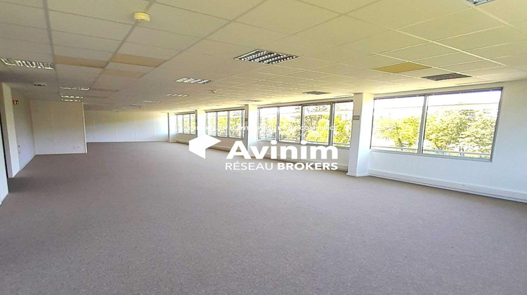 Ma-Cabane - Location Divers Saran, 280 m²