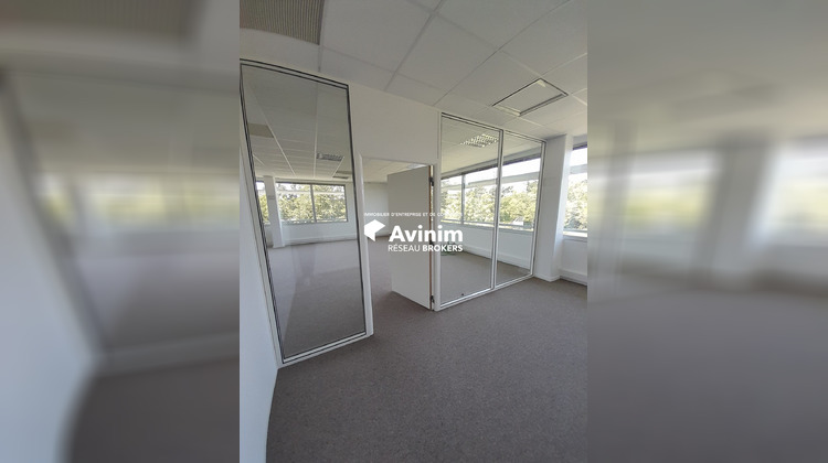 Ma-Cabane - Location Divers Saran, 280 m²