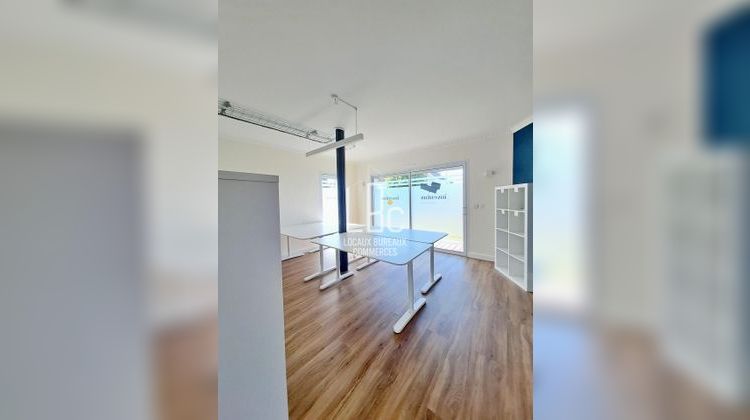 Ma-Cabane - Location Divers Sautron, 364 m²