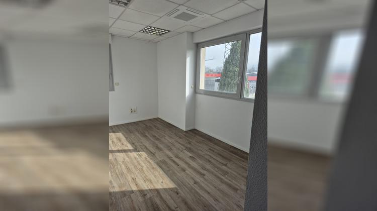 Ma-Cabane - Location Divers Seyssins, 129 m²