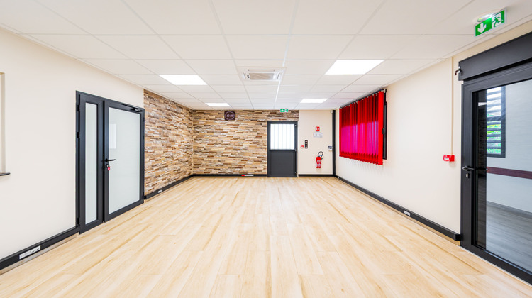 Ma-Cabane - Location Divers Tampon, 400 m²