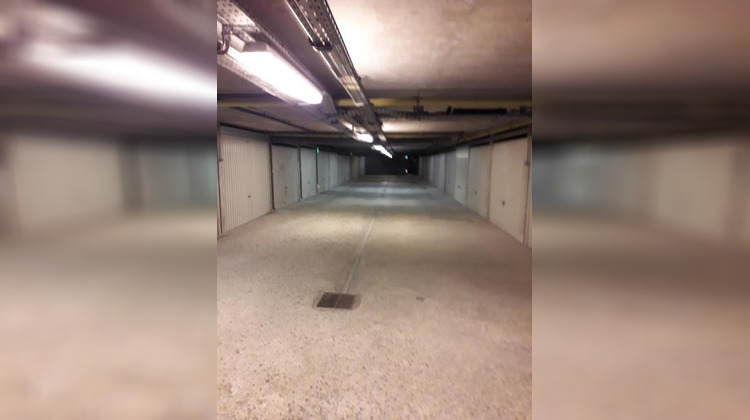 Ma-Cabane - Location Divers TASSIN-LA-DEMI-LUNE, 0 m²