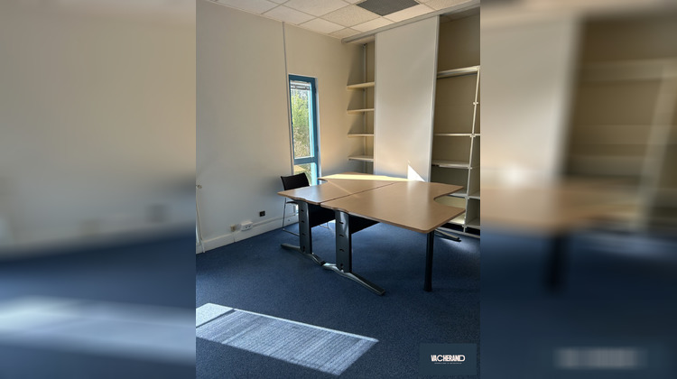 Ma-Cabane - Location Divers Templemars, 360 m²