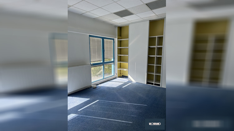 Ma-Cabane - Location Divers Templemars, 360 m²