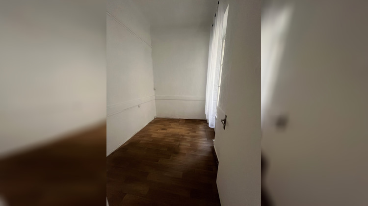 Ma-Cabane - Location Divers Toulon, 104 m²