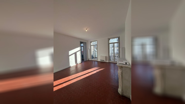 Ma-Cabane - Location Divers Toulon, 188 m²