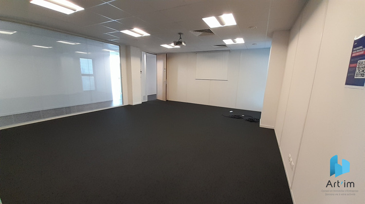 Ma-Cabane - Location Divers Tours, 480 m²