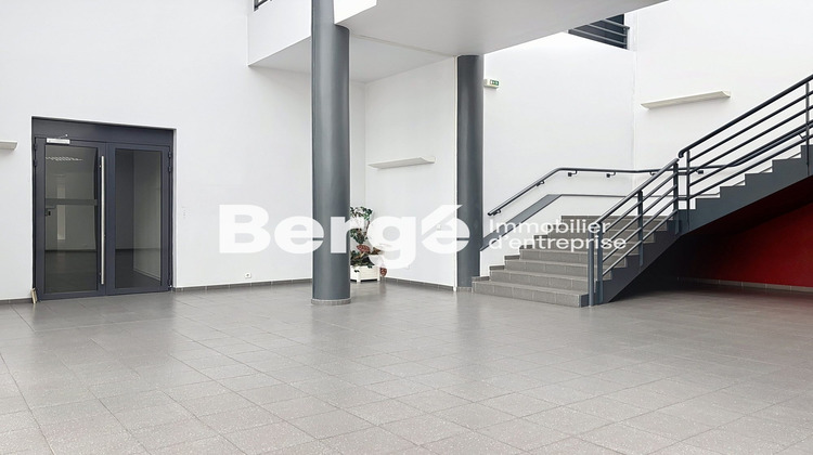 Ma-Cabane - Location Divers Valbonne, 520 m²