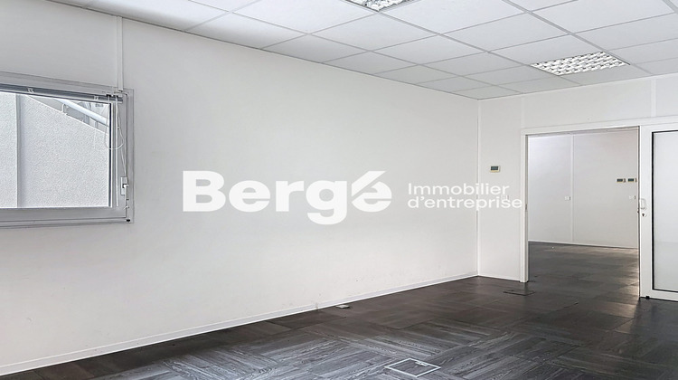 Ma-Cabane - Location Divers Valbonne, 520 m²