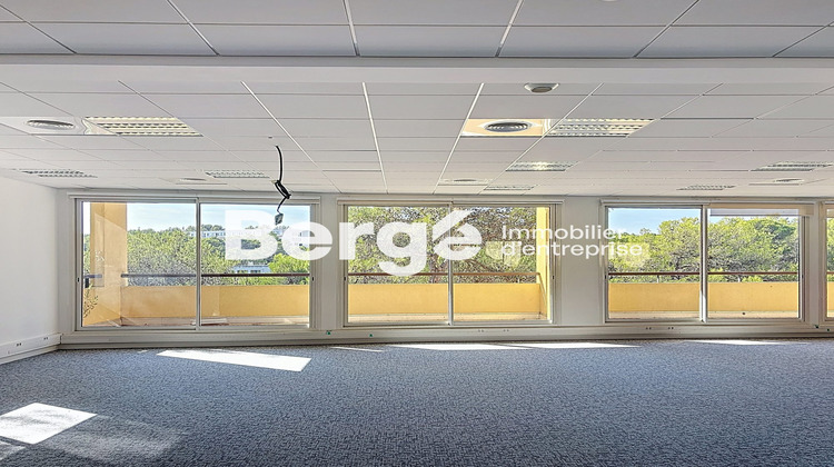 Ma-Cabane - Location Divers Valbonne, 342 m²