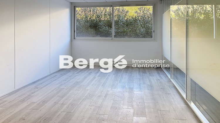 Ma-Cabane - Location Divers Valbonne, 355 m²