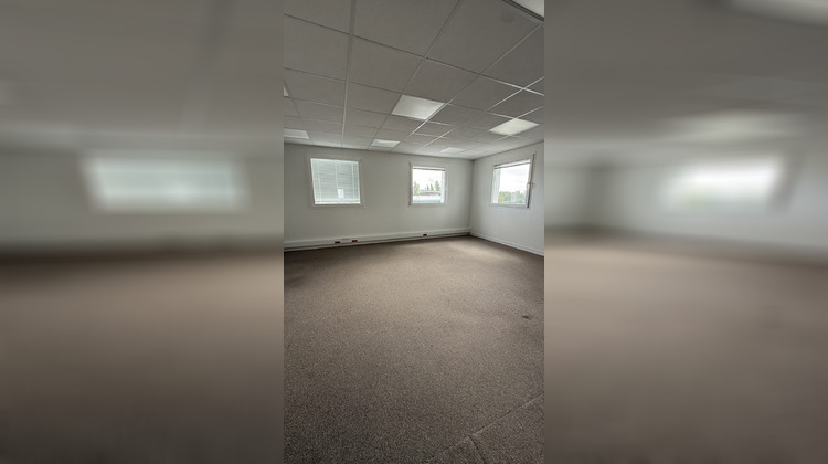 Ma-Cabane - Location Divers Vannes, 235 m²