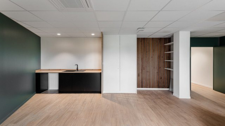 Ma-Cabane - Location Divers Vannes, 667 m²