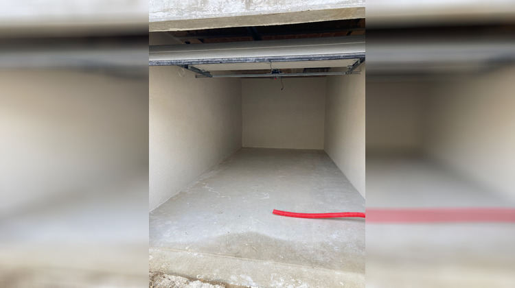 Ma-Cabane - Location Divers VARREDDES, 30 m²