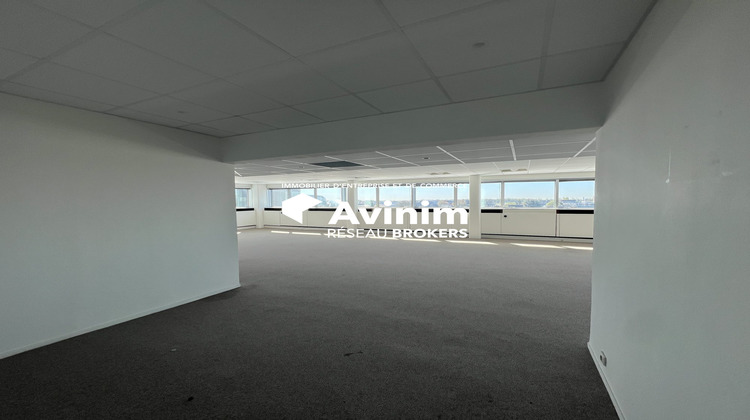 Ma-Cabane - Location Divers Vélizy-Villacoublay, 225 m²