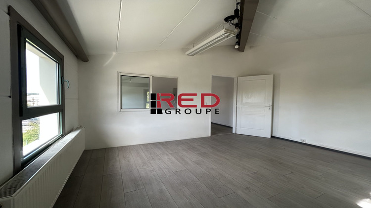 Ma-Cabane - Location Divers Venelles, 35 m²