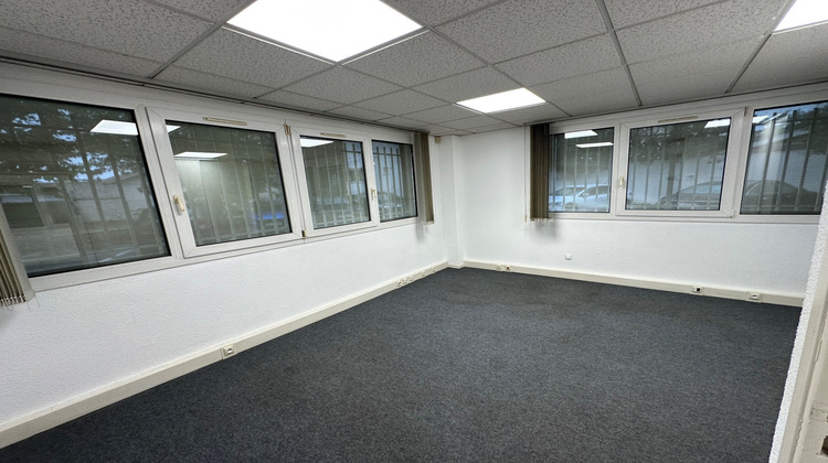 Ma-Cabane - Location Divers VENISSIEUX, 74 m²